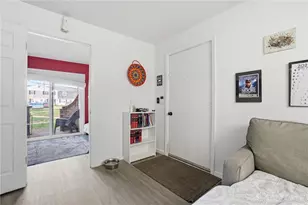 2281 Crew Cir, West Carrollton, OH 45439 - Photo 5