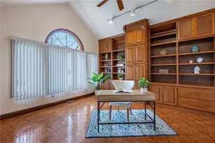 876 Timberlake Ct, Kettering, OH 45429 - Photo 9