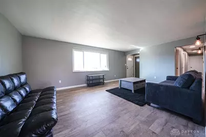 623 Macmillan Drive, Trotwood, OH 45426 - Photo 7