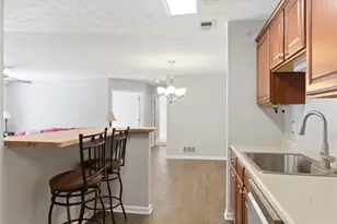 3129 Crestmont Ln, Beavercreek, OH 45431 - Photo 9