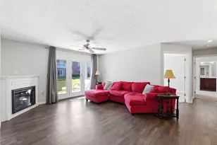 3129 Crestmont Ln, Beavercreek, OH 45431 - Photo 5