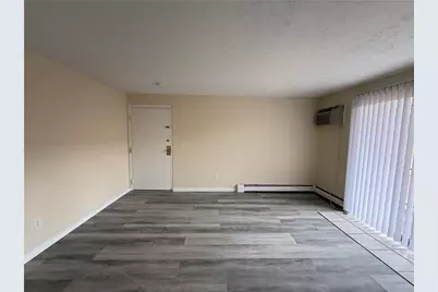 3089 McHenry Avenue #7, Cincinnati, OH 45211 - Photo 7