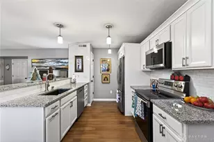 1517 Commons Dr, Miamisburg, OH 45342 - Photo 9