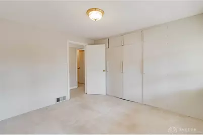 1328 Shawnee Drive, Yellow Springs Vlg, OH 45387 - Photo 25