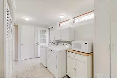 1328 Shawnee Drive, Yellow Springs Vlg, OH 45387 - Photo 11