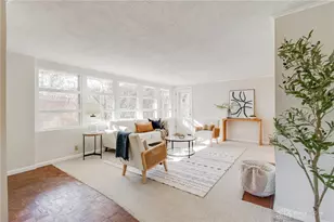 1328 Shawnee Dr, Yellow Springs Vlg, OH 45387 - Photo 3