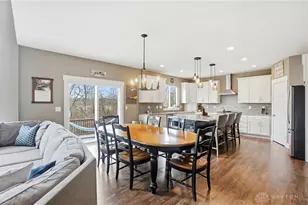 825 George Allen Dr, Harmony Twp, OH 45369 - Photo 17