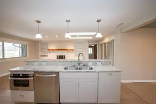 8661 Hide a Way Ln, Washington Twp, OH 45458 - Photo 19