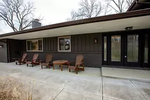 8661 Hide a Way Ln, Washington Twp, OH 45458 - Photo 7