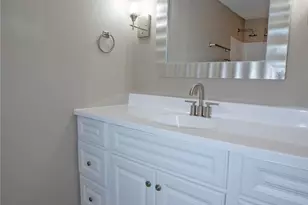 8661 Hide a Way Ln, Washington Twp, OH 45458 - Photo 43