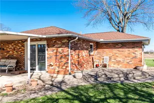 5760 Kitridge Rd, Dayton, OH 45424 - Photo 17