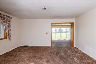 5760 Kitridge Rd, Dayton, OH 45424 - Photo 3