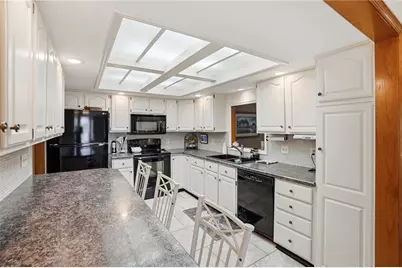 392 Copper Beech Court, Washington Twp, OH 45459 - Photo 9