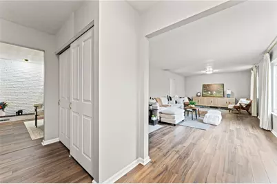 528 Blue Jay Drive, Vandalia, OH 45377 - Photo 5