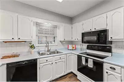 528 Blue Jay Drive, Vandalia, OH 45377 - Photo 13