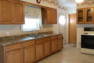 900 Center St, Springfield, OH 45365 - Photo 9