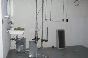 900 Center St, Springfield, OH 45365 - Photo 25