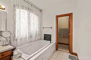 2353 Sherwood Ct, Beavercreek Twp, OH 45385 - Photo 19