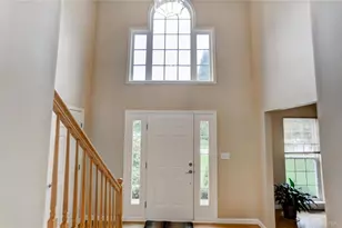 1872 Olde Haley Dr, Centerville, OH 45458 - Photo 3