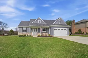 1802 Chapel Woods Dr, Batavia, OH 45103 - Photo 3