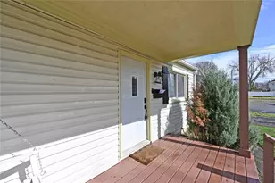 9 W Lowery Ave, Dayton, OH 45449 - Photo 3