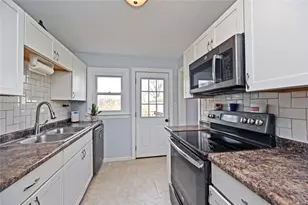 9 W Lowery Ave, Dayton, OH 45449 - Photo 13