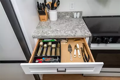 1915 Patterson Road, Dayton, OH 45420 - Photo 21