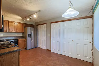 211 Katy Lane, Englewood, OH 45322 - Photo 11