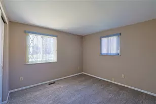 211 Katy Ln, Englewood, OH 45322 - Photo 15