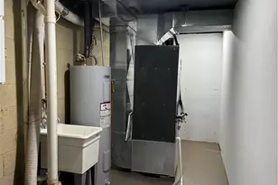 22 Oakwood Ct, Springdale, OH 45246 - Photo 27