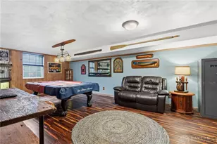 1329 Far Hills Ave, Oakwood, OH 45419 - Photo 35