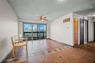 5645 Coach Dr, Kettering, OH 45440 - Photo 7