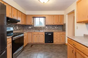 144 Matthews Ave, Enon Vlg, OH 45323 - Photo 7