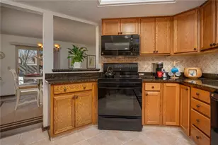 766 Hidden Cir, Washington Twp, OH 45458 - Photo 13