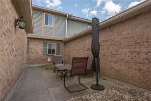 766 Hidden Cir, Washington Twp, OH 45458 - Photo 3