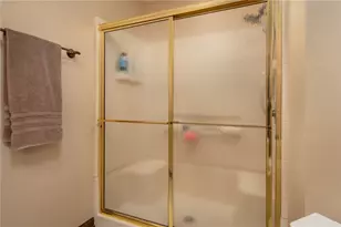 766 Hidden Cir, Washington Twp, OH 45458 - Photo 21