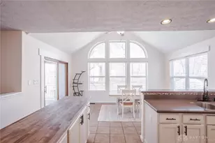 2415 Sunflower Dr, Miami Township, OH 45342 - Photo 5