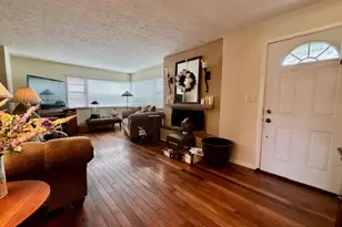 100 Green Valley Dr, Enon Vlg, OH 45323 - Photo 5