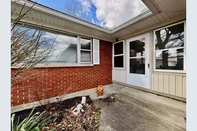 100 Green Valley Drive, Enon, OH 45323 - Photo 3