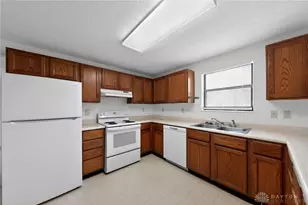 5202 Old Troy Pike, Dayton, OH 45424 - Photo 11