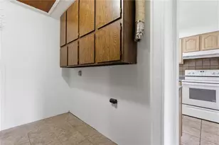 906 N South St, Wilmington, OH 45177 - Photo 13