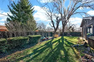 1017 Terracewood Dr, Englewood, OH 45322 - Photo 29