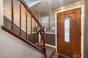 1017 Terracewood Dr, Englewood, OH 45322 - Photo 3