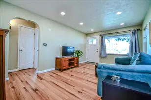 816 S Smithville Rd, Dayton, OH 45403 - Photo 9