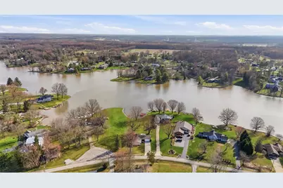 537 A Munster Drive, Fayetteville, OH 45118 - Photo 3