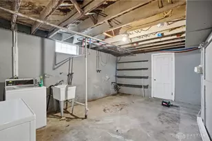 1588 Glenbeck Ave, Kettering, OH 45409 - Photo 35