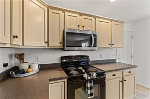 1371 Edinburgh Dr, Troy, OH 45373 - Photo 27