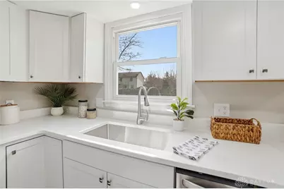 1985 Fox Run, Troy, OH 45373 - Photo 17