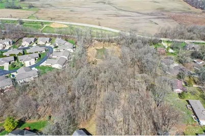 3385 Baronwood Boulevard, Beavercreek, OH 45440 - Photo 9