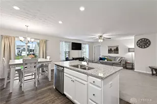 4323 Pimlico Pl, Huber Heights, OH 45424 - Photo 15